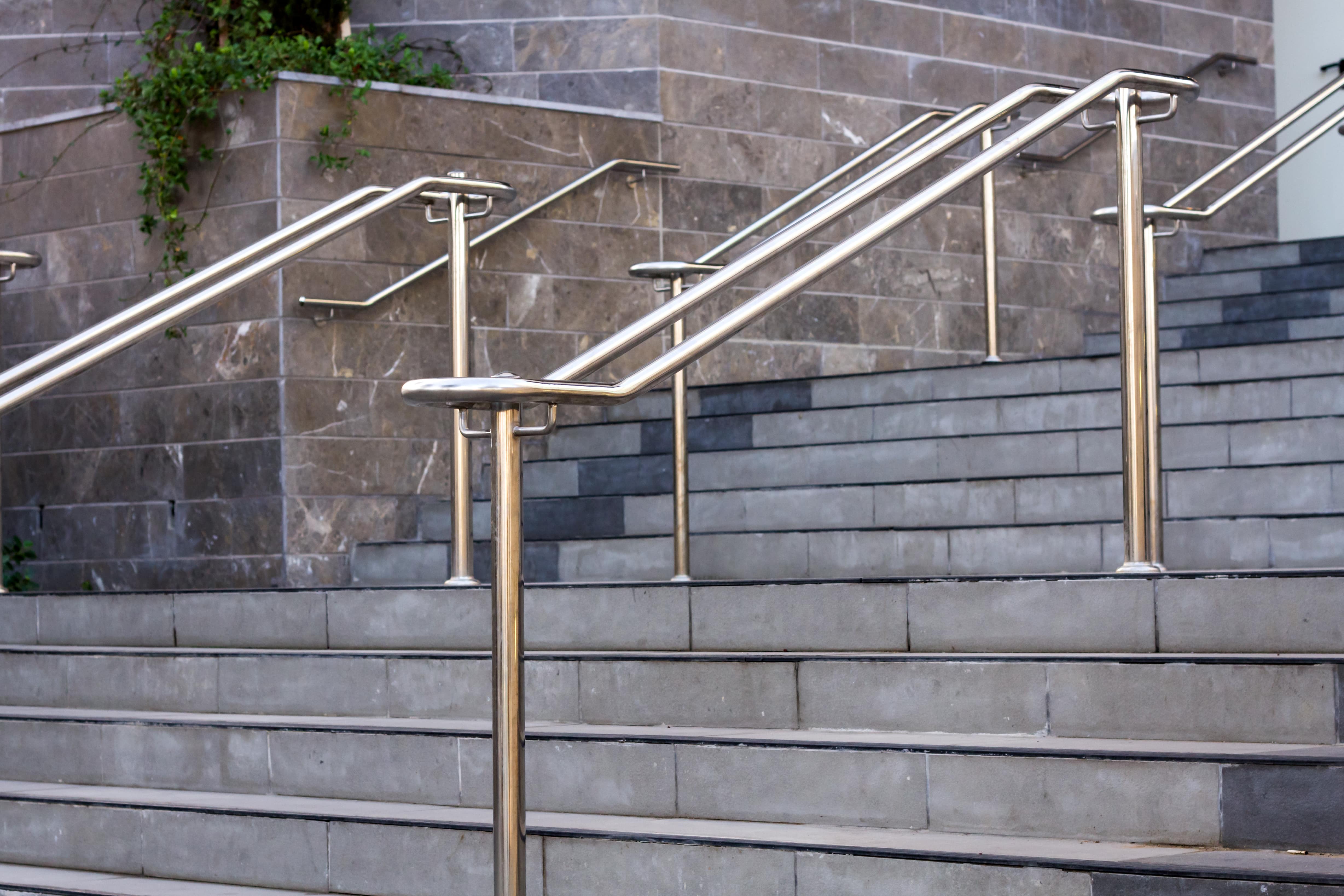 handrail-iapbuilding-solutions